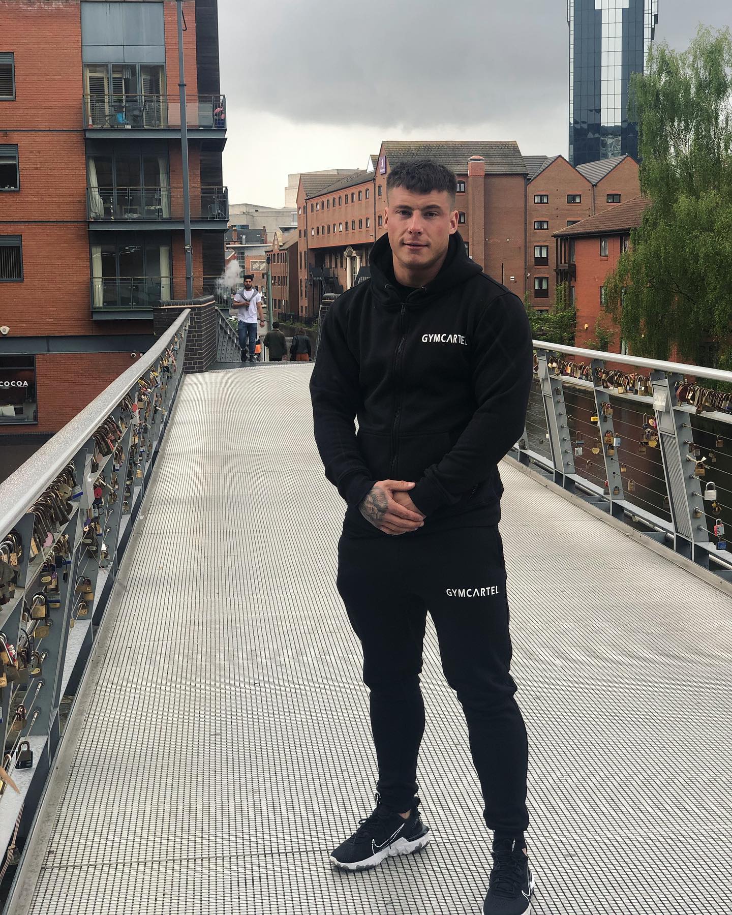GC Essential Full Zip Hoodie ⬛️